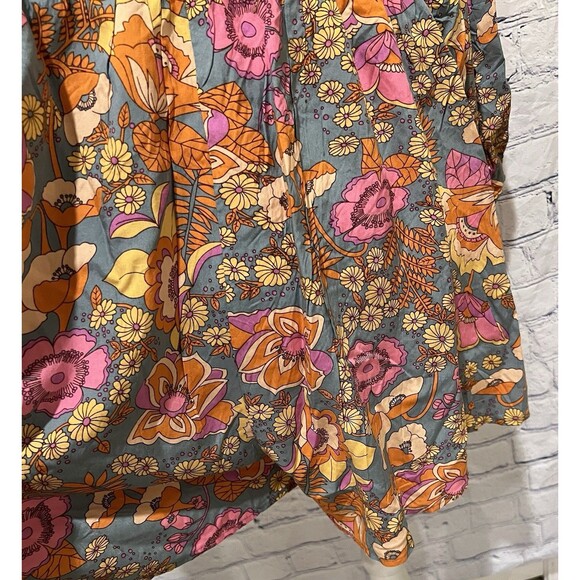RusttyDustty Boho Floral Long Sleeve Button Front Shorts Romper Size 0XL - Picture 6 of 9